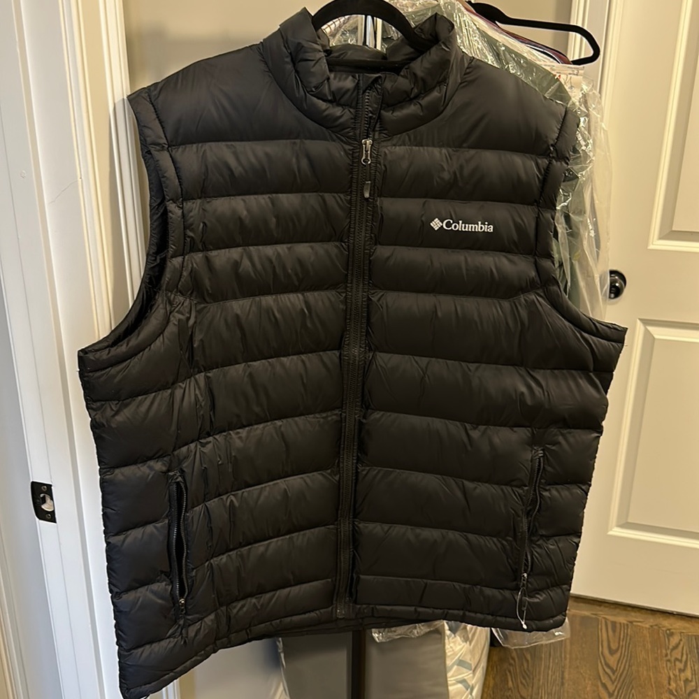 Columbia men’s puffer vest